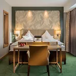 Romantik Jagdhaus Eiden Am Hotell