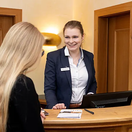 Otel Romantik Jagdhaus Eiden Am 4*