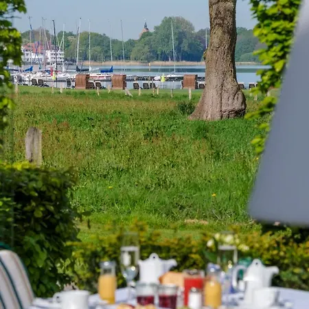 Romantik Jagdhaus Eiden Am Hotel
