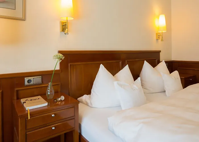 Romantik Jagdhaus Eiden Am Hotel