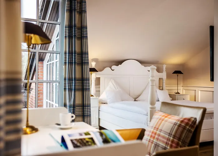 Romantik Jagdhaus Eiden Am 4* Бад-Цвишенан